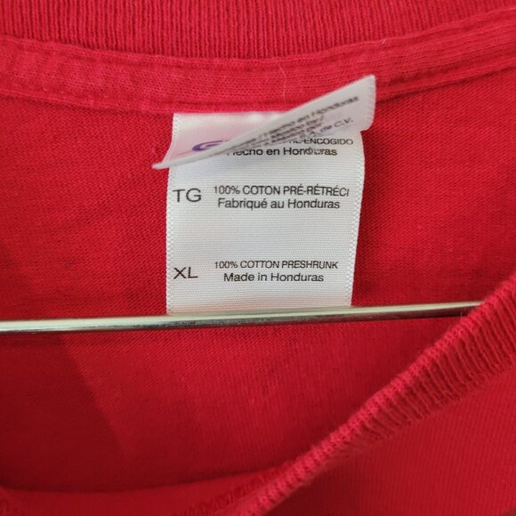 Christmas Womens Top Extra Large Tee Short Sleeve Holiday Red Candy Cane NOV152E - Picture 8 of 8